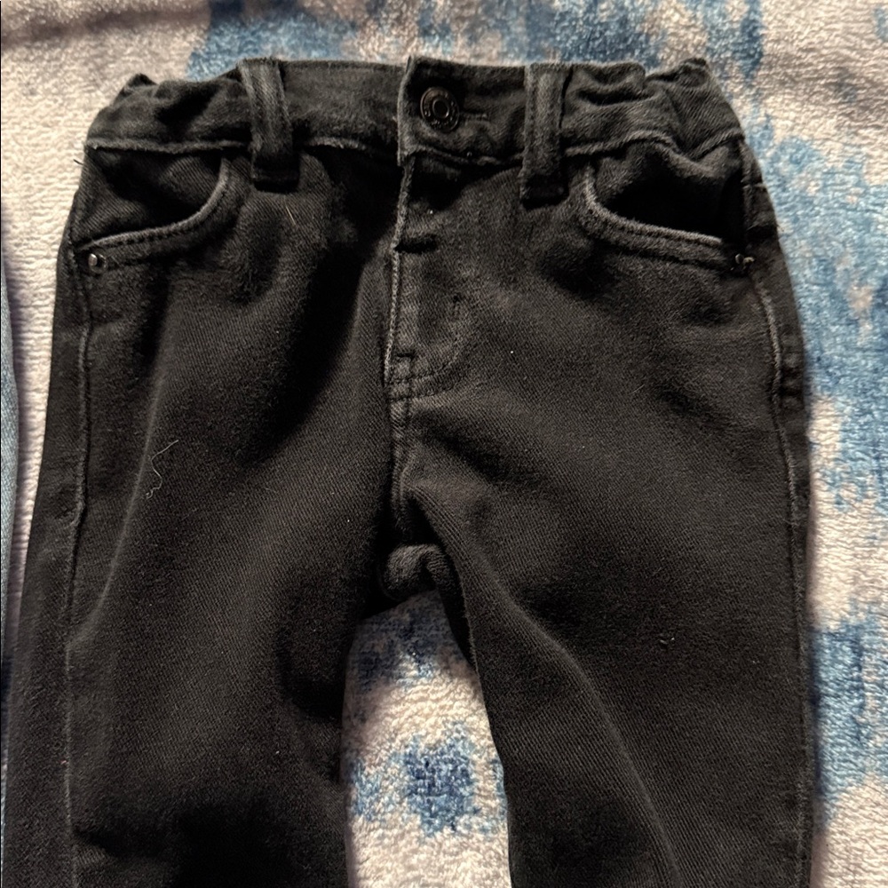 Set of Two Cat & Jack Kids Jeans Jeggings- Light Blue and Black - Picture 10 of 11
